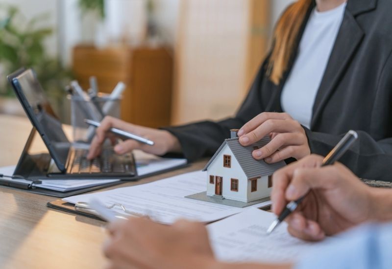 Diferença entre promessa e compromisso de compra e venda - Marcelo Camara Negócios Imobiliários